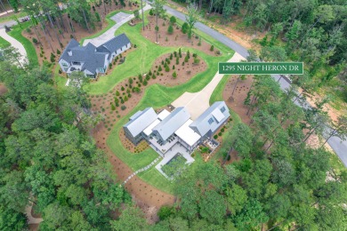 You'll find classic elegance in this transitional-style lake on Reynolds Lake Oconee - The Oconee in Georgia - for sale on GolfHomes.com, golf home, golf lot