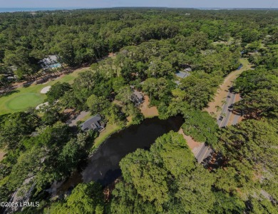 Charming 3BR/3.5BA single-family home in sought-after Shipyard on Shipyard Golf Club in South Carolina - for sale on GolfHomes.com, golf home, golf lot
