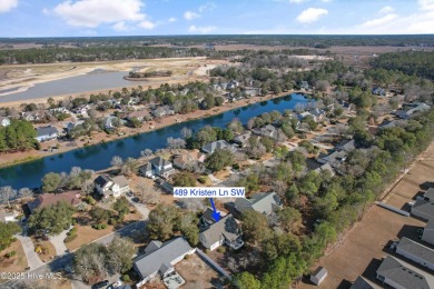 Look no further, this well maintained home is ready for you to on Lockwood Folly Country Club in North Carolina - for sale on GolfHomes.com, golf home, golf lot