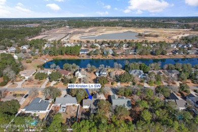 Look no further, this well maintained home is ready for you to on Lockwood Folly Country Club in North Carolina - for sale on GolfHomes.com, golf home, golf lot