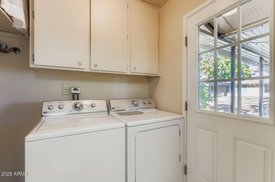 Charming and well-loved duplex. This 2 Bedroom, 2 Bath gemini on PalmBrook Country Club in Arizona - for sale on GolfHomes.com, golf home, golf lot