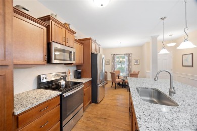 Welcome to this beautifully maintained 3-bedroom, 2.5-bath on Edgewater Golf Club in South Carolina - for sale on GolfHomes.com, golf home, golf lot