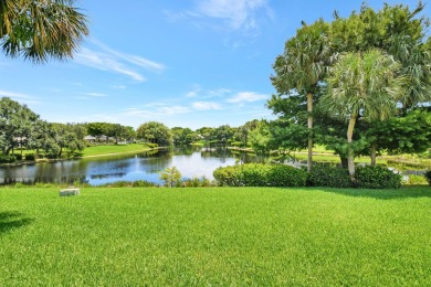 Mandatory Membership . Don't Miss This Fabulous Lakeside Large on Hunters Run Golf and Country Club in Florida - for sale on GolfHomes.com, golf home, golf lot