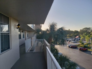 Fantastic opportunity .This spacious remodeled 2-bedroom on Jacaranda Golf Club in Florida - for sale on GolfHomes.com, golf home, golf lot