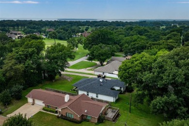 Welcome to the Cedar Creek Country Club in this 4BR 2B home on Cedar Creek Country Club in Texas - for sale on GolfHomes.com, golf home, golf lot