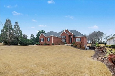This all-brick home truly checks every box--main-level living on Oak Mountain Championship Golf Club in Georgia - for sale on GolfHomes.com, golf home, golf lot