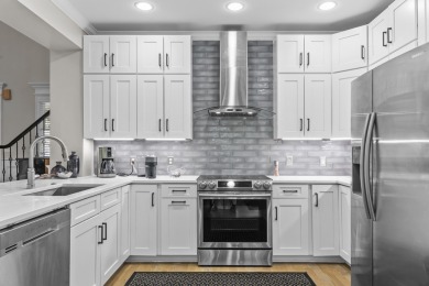 **Sellers offering a Home Warranty that includes coverage for on Harbor Club Golf and Country Club in Georgia - for sale on GolfHomes.com, golf home, golf lot