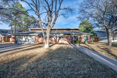 AN ABSOLUTE STUNNER LOCATED ON A TREE-LINED CUL-DE-SAC! A MODERN on Green Tree Country Club in Texas - for sale on GolfHomes.com, golf home, golf lot