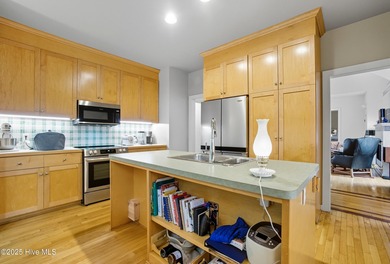 REDUCED PRICE!! Motivated Sellers! CLASSIC and CUSTOM! Welcome on Sound Golf Links at Albemarle Plantation in North Carolina - for sale on GolfHomes.com, golf home, golf lot