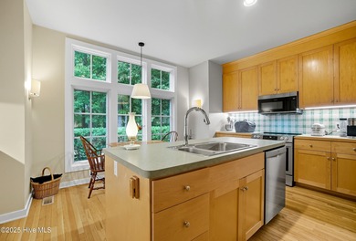 REDUCED PRICE!! Motivated Sellers! CLASSIC and CUSTOM! Welcome on Sound Golf Links at Albemarle Plantation in North Carolina - for sale on GolfHomes.com, golf home, golf lot