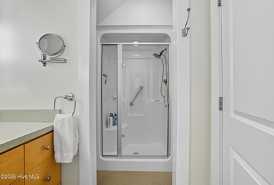 REDUCED PRICE!! Motivated Sellers! CLASSIC and CUSTOM! Welcome on Sound Golf Links at Albemarle Plantation in North Carolina - for sale on GolfHomes.com, golf home, golf lot