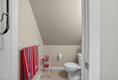 REDUCED PRICE!! Motivated Sellers! CLASSIC and CUSTOM! Welcome on Sound Golf Links at Albemarle Plantation in North Carolina - for sale on GolfHomes.com, golf home, golf lot