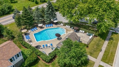 Welcome to this charming and well-maintained 3-bedroom ranch on Countryside Golf Club in Illinois - for sale on GolfHomes.com, golf home, golf lot