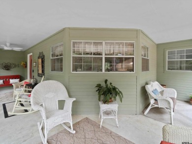 Charming 3-Bedroom Retreat in Holly Lake Ranch - Peace, Privacy on Holly Lake Ranch Golf Club in Texas - for sale on GolfHomes.com, golf home, golf lot
