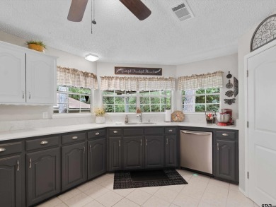 Charming 3-Bedroom Retreat in Holly Lake Ranch - Peace, Privacy on Holly Lake Ranch Golf Club in Texas - for sale on GolfHomes.com, golf home, golf lot
