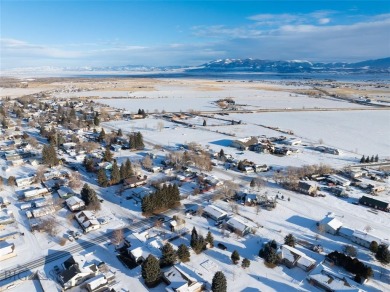 Well-maintained 3-bedroom, 2-bathroom home on corner lotplete on Old Baldy Golf Course in Montana - for sale on GolfHomes.com, golf home, golf lot