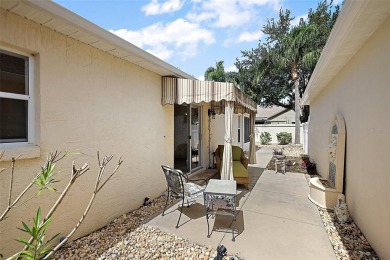 WONDERFUL, TURNKEY, BLOCK and STUCCO 2/2 Woodlawn Courtyard on The Links of Spruce Creek in Florida - for sale on GolfHomes.com, golf home, golf lot