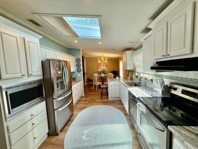 Home is located in Water Oak Country Club Estates in Lady Lake on Water Oak Country Club Estates in Florida - for sale on GolfHomes.com, golf home, golf lot