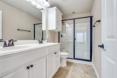 Beautiful home located in Frisco Lakes by Del Webb!  This on Frisco Lakes Golf Course in Texas - for sale on GolfHomes.com, golf home, golf lot