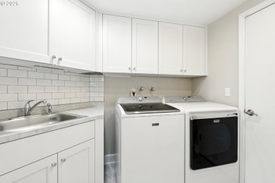 Come see this beautiful home on the first green at Fairway on Fairway Village Golf and Country Club in Washington - for sale on GolfHomes.com, golf home, golf lot