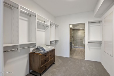 Perfectly positioned on the fifth floor, this impeccable on Kierland Golf Club in Arizona - for sale on GolfHomes.com, golf home, golf lot