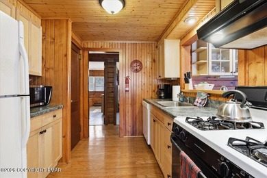 Discover this beautifully Split Rock Cottage, perfectly situated on Split Rock Resort and Country Club in Pennsylvania - for sale on GolfHomes.com, golf home, golf lot