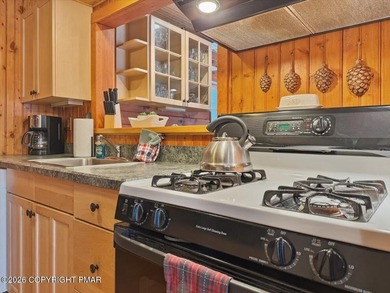 Discover this beautifully Split Rock Cottage, perfectly situated on Split Rock Resort and Country Club in Pennsylvania - for sale on GolfHomes.com, golf home, golf lot