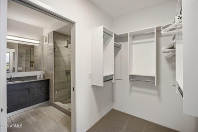 Perfectly positioned on the fifth floor, this impeccable on Kierland Golf Club in Arizona - for sale on GolfHomes.com, golf home, golf lot