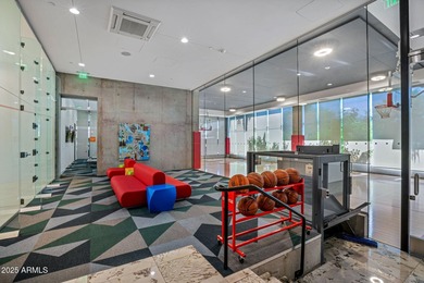 Perfectly positioned on the fifth floor, this impeccable on Kierland Golf Club in Arizona - for sale on GolfHomes.com, golf home, golf lot