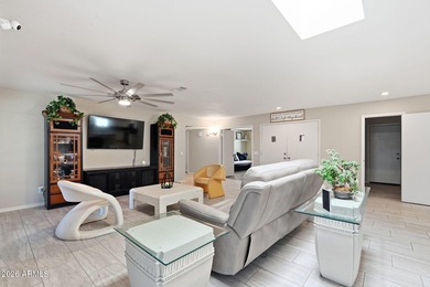 Beautifully remodeled, move-in-ready home in the active adult on Cottonwood Country Club in Arizona - for sale on GolfHomes.com, golf home, golf lot