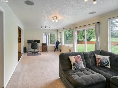 Welcome to golf course living without the HOA! This beautifully on Arrowhead Golf Club in Oregon - for sale on GolfHomes.com, golf home, golf lot