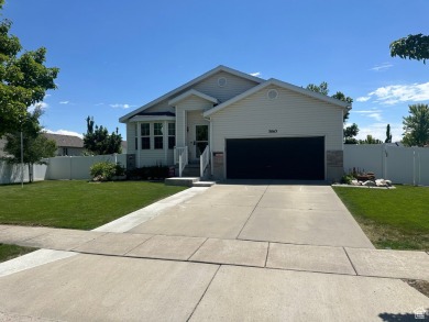 Beautiful home ready for youe and see this well maintained move on Glen Eagle Golf Course in Utah - for sale on GolfHomes.com, golf home, golf lot
