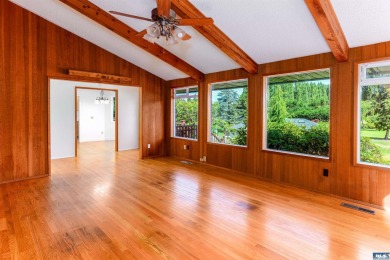 179 Hurricane Ridge Drive on SunLand Golf and Country Club in Washington - for sale on GolfHomes.com, golf home, golf lot