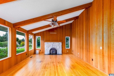 179 Hurricane Ridge Drive on SunLand Golf and Country Club in Washington - for sale on GolfHomes.com, golf home, golf lot