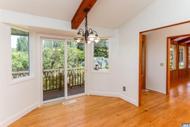 179 Hurricane Ridge Drive on SunLand Golf and Country Club in Washington - for sale on GolfHomes.com, golf home, golf lot