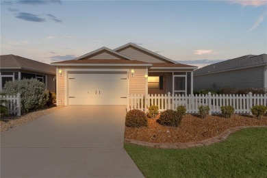 Welcome to this lovely 2-bedroom, 2-bath, Colony model patio on Pennbrooke Fairways in Florida - for sale on GolfHomes.com, golf home, golf lot