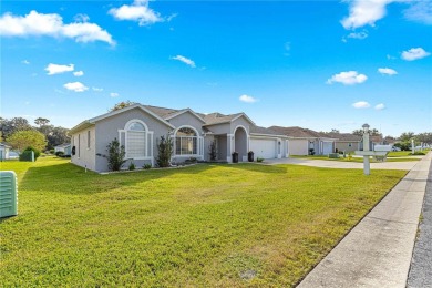 ***ABSOLUTELY WONDERFUL HOME***   You will love this 2 Bed / 2.5 on Ocala Palms Golf and Country Club in Florida - for sale on GolfHomes.com, golf home, golf lot