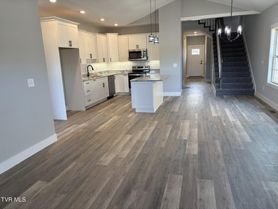 Lifestyle home! Live on golf course! This home overlooking the on Country Club of Bristol in Tennessee - for sale on GolfHomes.com, golf home, golf lot