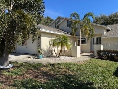 **Discover the Perfect Golf Course Townhome!** Seize this rare on Green Valley Country Club in Florida - for sale on GolfHomes.com, golf home, golf lot