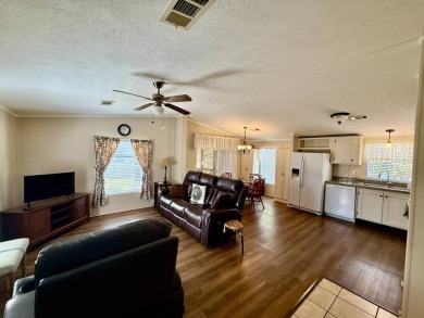 Home is located in Water Oak Country Club Estates in Lady Lake on Water Oak Country Club Estates in Florida - for sale on GolfHomes.com, golf home, golf lot