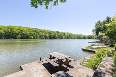 BOAT! SWIM! FISH! TENNIS! GOLF!
Experience the ultimate on Putnam National Golf in New York - for sale on GolfHomes.com, golf home, golf lot
