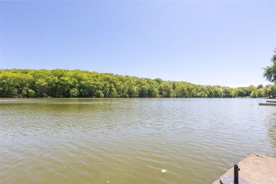 BOAT! SWIM! FISH! TENNIS! GOLF!
Experience the ultimate on Putnam National Golf in New York - for sale on GolfHomes.com, golf home, golf lot