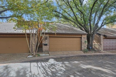 This stunning 2-bedroom, 2-bath, 1,700 sq. ft. townhome offers on Brookhaven Country Club - Golf Course in Texas - for sale on GolfHomes.com, golf home, golf lot