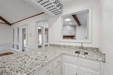 MORE UPDATES DONE. Welcome to this beautifully updated 4 bed, 3 on Sherrill Park Golf Course in Texas - for sale on GolfHomes.com, golf home, golf lot