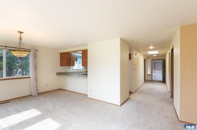 Enjoy easy living in this charming, nicely updated, 2 bed, 2 on SunLand Golf and Country Club in Washington - for sale on GolfHomes.com, golf home, golf lot