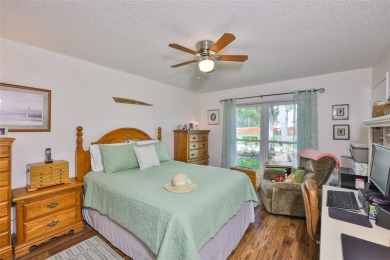 CLICK ON 3D TOUR ABOVE ----------- LOVELY UPDATED END UNIT CONDO on Kings Point Executive Golf Course in Florida - for sale on GolfHomes.com, golf home, golf lot