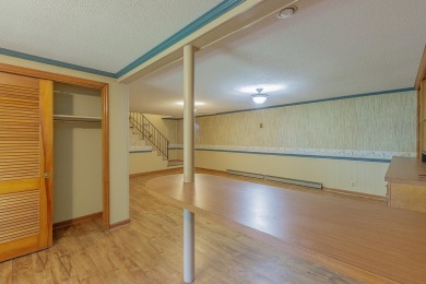 This all brick rancher with a finished basement is only minutes on Concord Golf Club in Tennessee - for sale on GolfHomes.com, golf home, golf lot