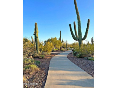 Welcome to carefree living in  this meticulously maintained on Anthem Golf and Country Club  in Arizona - for sale on GolfHomes.com, golf home, golf lot