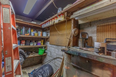 This all brick rancher with a finished basement is only minutes on Concord Golf Club in Tennessee - for sale on GolfHomes.com, golf home, golf lot