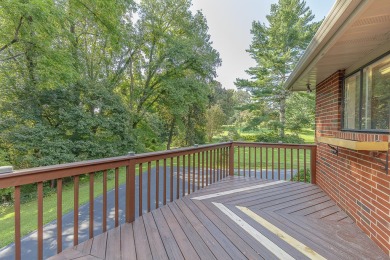 This all brick rancher with a finished basement is only minutes on Concord Golf Club in Tennessee - for sale on GolfHomes.com, golf home, golf lot